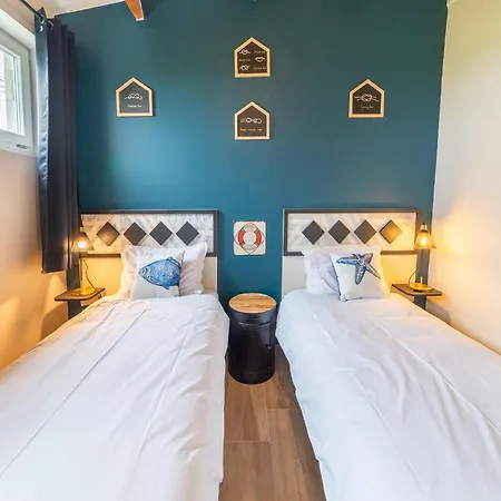 Holiday home Elegant Place In Goesnes, Cleaning Included *