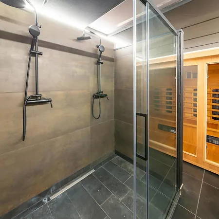 Holiday home Elegant Place In Goesnes, Cleaning Included