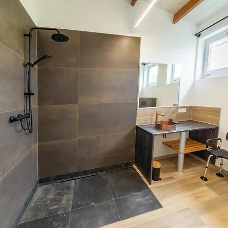 Holiday home Elegant Place In Goesnes, Cleaning Included Goesnes